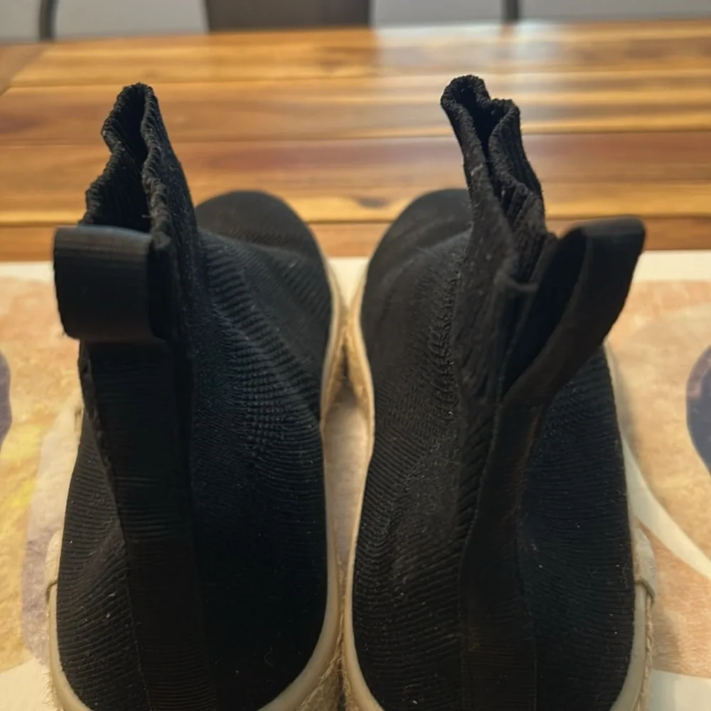 Nalho Knit Black Ankle Bootie - Picture 7 of 8